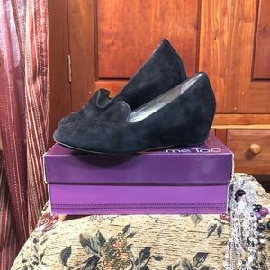 ...Me Too Wedges NEW! In Box